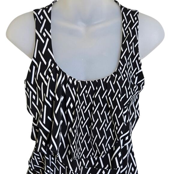 White‎ House Black Market Womens Geometric Print Tank XS Tiered Ruffles Stretch - Picture 2 of 7